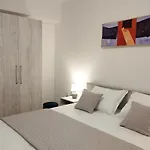 Apartment Vladimir M With Terrace And Parking Near Center Crikvenica